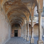 Galleria_chiostro_grande_San_Bartolomeo_Certosa